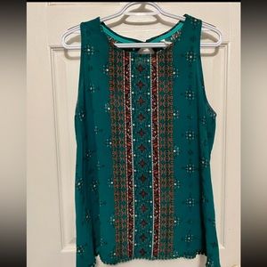 Cute sleeveless boho top